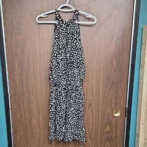 Beachsissi Size M Black and White Halter Style Midi Dress